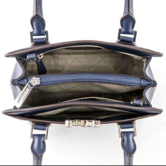 Michael Kors Mott Medium Messenger Convertible Crossbody Bag 35T0SOXM2B Admiral - Picture 6 of 15